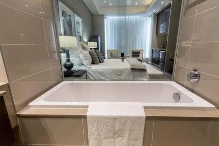 Sandton Skye Apartment Johannesburg Kültér fotó